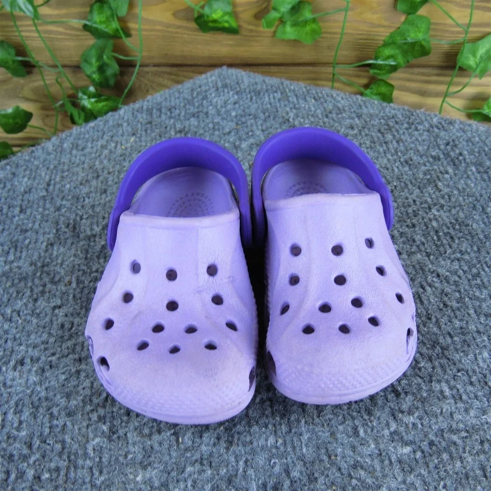 Crocs Girls Clog Perf Sz T 4-5‎ Medium Purple Synthetic Slip On